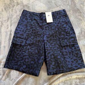 Nike SB Mens Size 30 Kearny Cargo Allover Print Skate Shorts Navy FQ4946-410 NWT